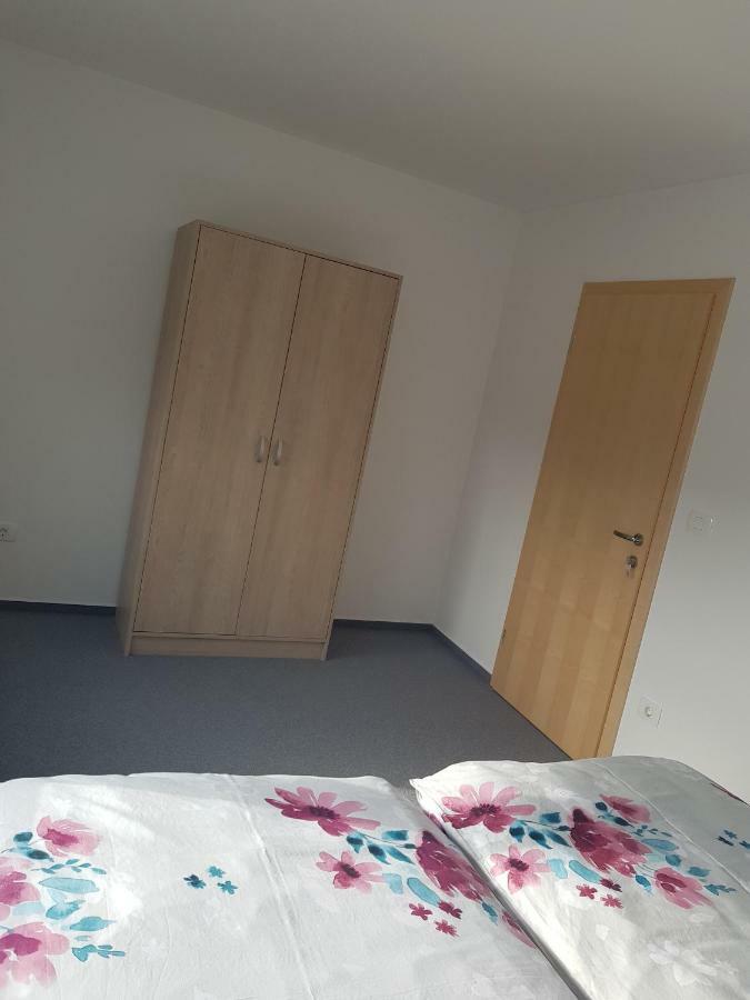 Apartmaji Jankovic ロガテツ エクステリア 写真