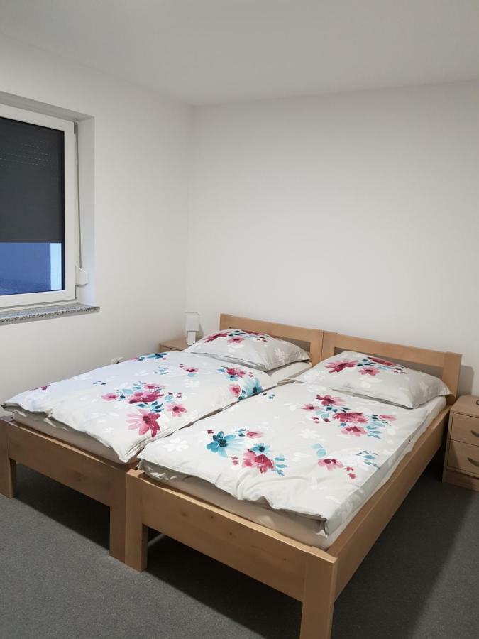 Apartmaji Jankovic ロガテツ エクステリア 写真